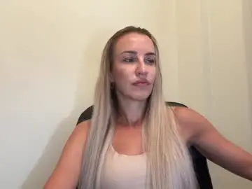 Nyxelia_  live sex cam