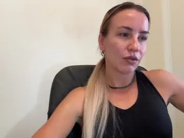 Nyxelia_  live sex cam