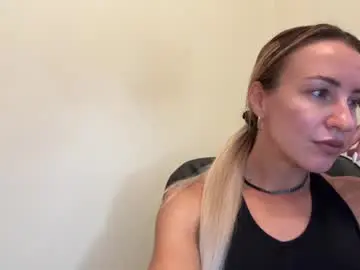 Nyxelia_  live sex cam