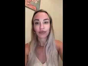 Nyxelia_  live sex cam
