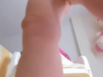 Skarleth_king  live sex cam