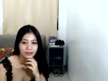 Stephanieyves  live sex cam