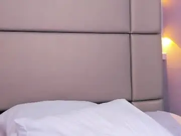 Sussy1x_  live sex cam