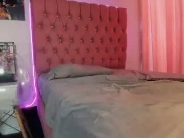 Vanillaflo  live sex cam