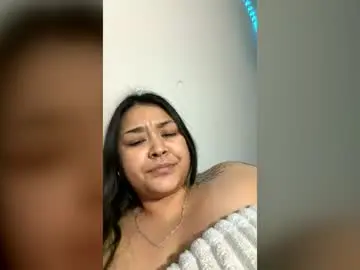 Aiimiiigloo  live sex cam
