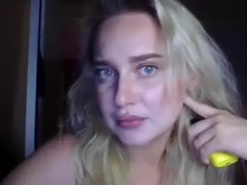 Aylinn9999  live sex cam