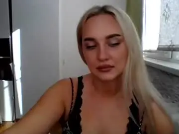 Aylinn9999  live sex cam
