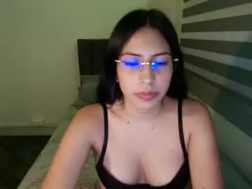 Camivelvet  live sex cam