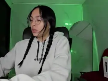 Chloee_thompson  live sex cam
