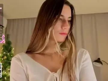 Christinfinnie  live sex cam