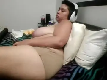 Gamergurl3000  live sex cam