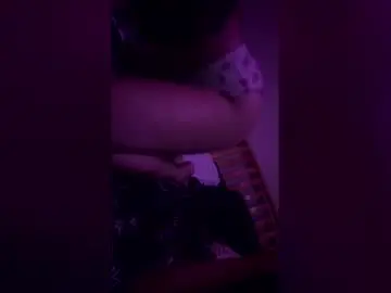 Igglybuffff  live sex cam