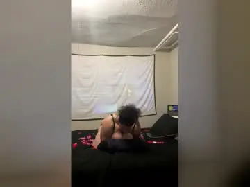 Leahdevine69  live sex cam