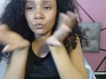 Little18doll  live sex cam