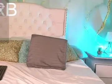 Nahomiblacck  live sex cam