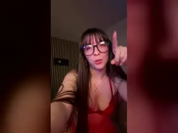 Nyxi07  live sex cam