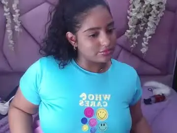 Sofia_hernandeez_  live sex cam