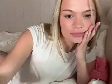 Tiffanyy9  live sex cam