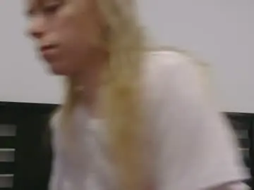 Tilylove  live sex cam