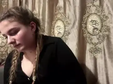 Yingchamberlin  live sex cam