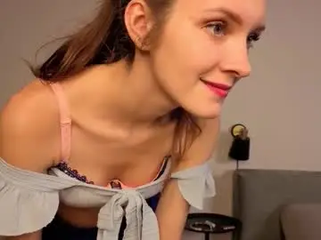 Danaaddams  live sex cam