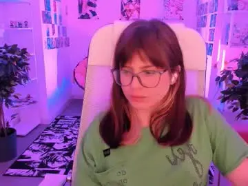 Fameyblum  live sex cam