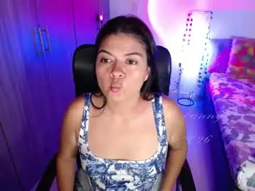 Jesiica_bunny  live sex cam