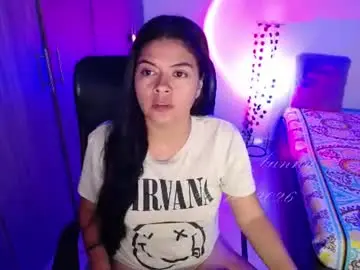 Jesiica_bunny  live sex cam