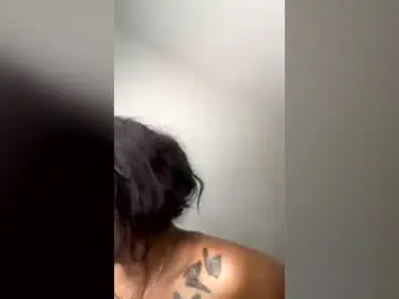 Kissofjoy  live sex cam