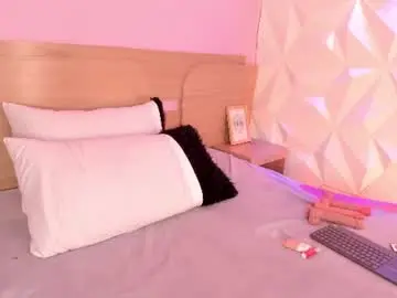 Kitty_velve  live sex cam