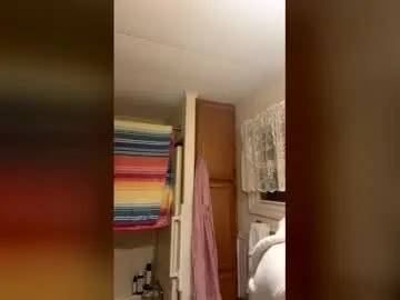 Kittycatz111  live sex cam