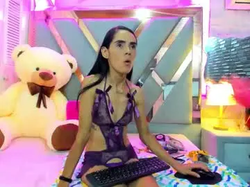 Lucy_unlimited  live sex cam