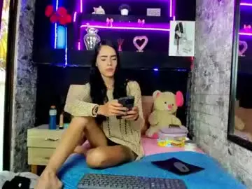 Lucy_unlimited  live sex cam