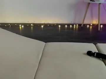 Pretty_sharon  live sex cam