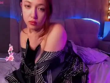 Whiteveil  live sex cam