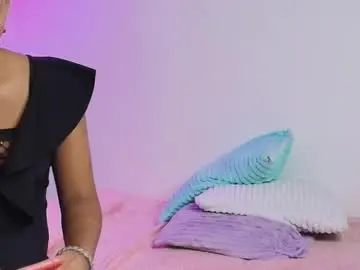 Wild_velvet  live sex cam