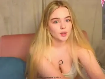 Caroline_meo  live sex cam