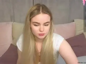 Caroline_meo  live sex cam