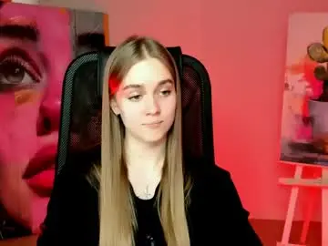 Junewoods  live sex cam