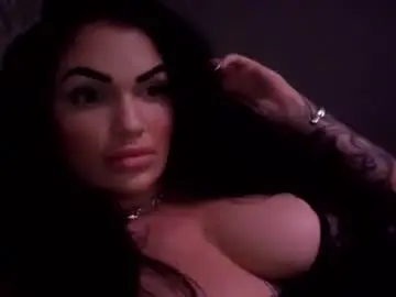 Kandihart1  live sex cam