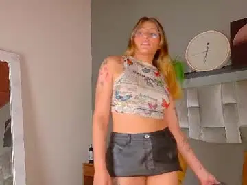 Liaamoretti__  live sex cam