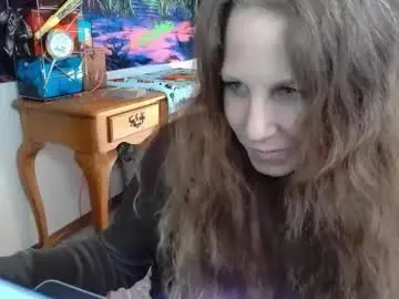 Luxuriousuburbawife  live sex cam