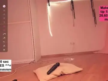 Nickiii666  live sex cam