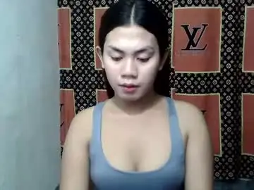 Pinayloving_bella  live sex cam