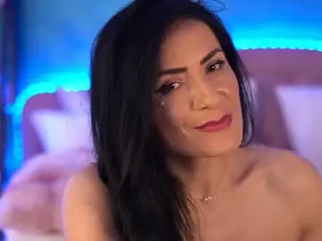 Raisavawn  live sex cam