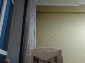 Rosaliamariska  live sex cam