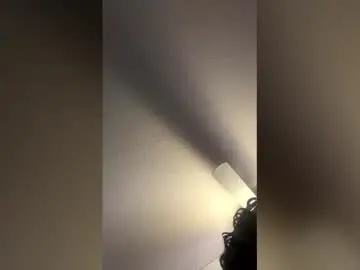 Superhead28  live sex cam