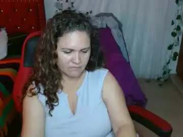 Venecasexy44  live sex cam