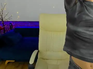 Alina__blonde  live sex cam