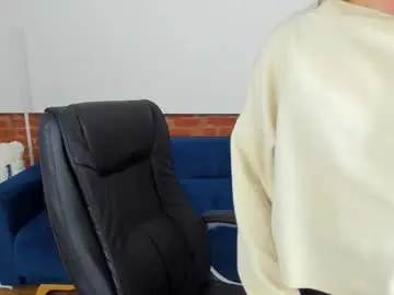 Alina__blonde  live sex cam